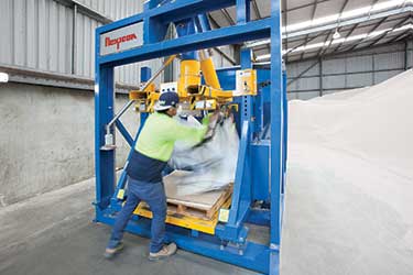 Heavy-Duty Bulk Bag-Filling Station Handles Abrasive Zircon and Rutile