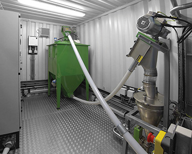 Mobile Discharging of PAC from Bulk Bags Helps Solve Pesticide Overload Fast at WTW
