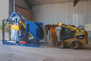 Aussie Logistics Leader Fills up to 10 Bulk Bags/h for Abrasive Minerals Customer