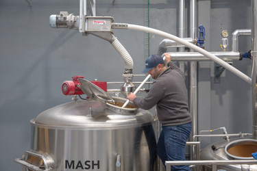 Simplicity Drives Malt Conveyor Specification at Madrid Brewery