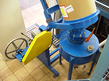 Drum Dump and Conveying System Speeds Hairspray Manufacture