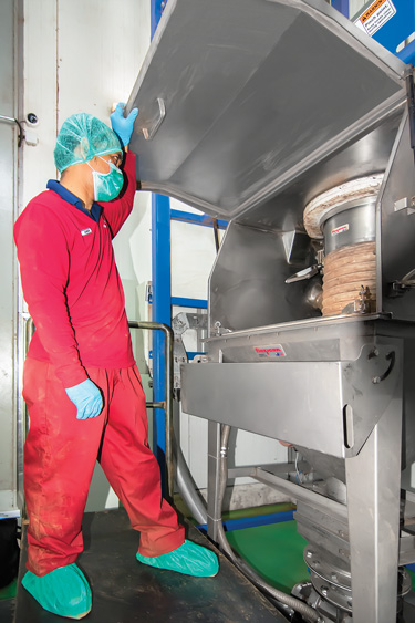 Bulk Bag Discharger Ups Efficiency of Cocoa Powder Line